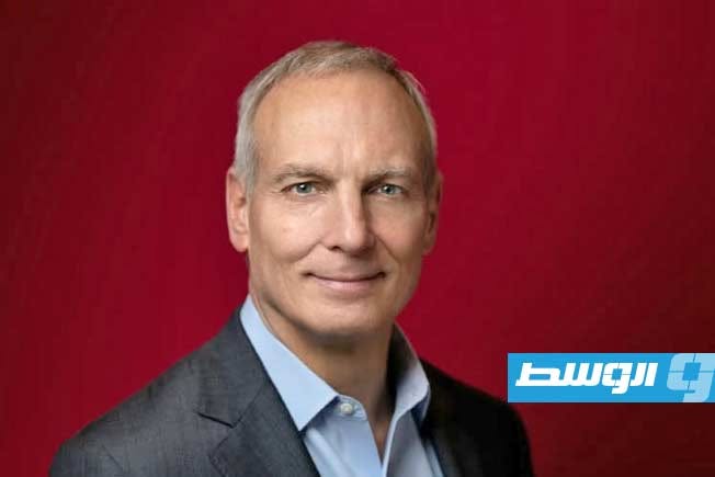 رئيس منصة «بوكينغ» يؤكد أن الذكاء الصناعي سيُسهّل تنظيم الرحلات المخصّصة