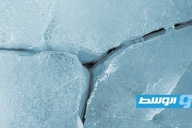 الذكاء الصناعي يكتشف نشاطاً زلزالياً غامضاً في القارة القطبية الجنوبية