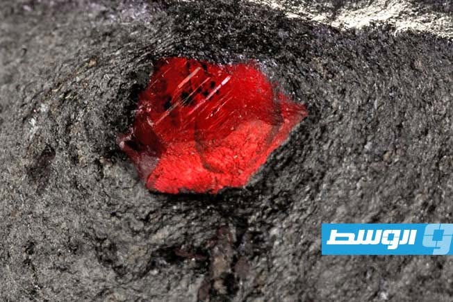 العثور على معدن العقيق للمرة الأولى داخل نيزك قادم من المريخ